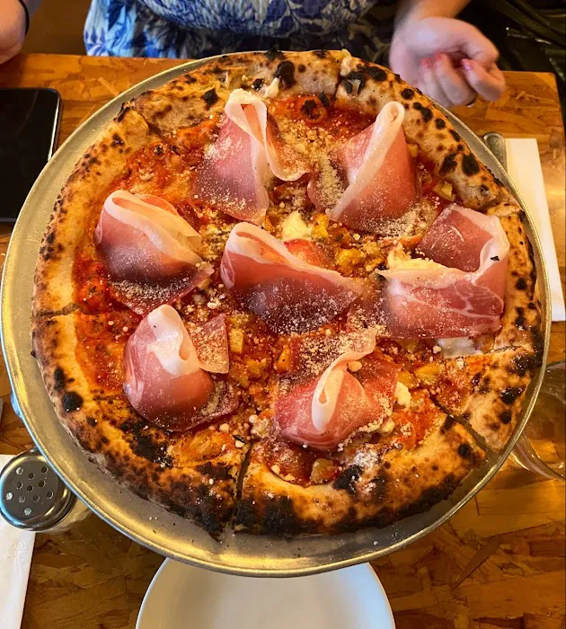B Side Pizza Bar Picture 5