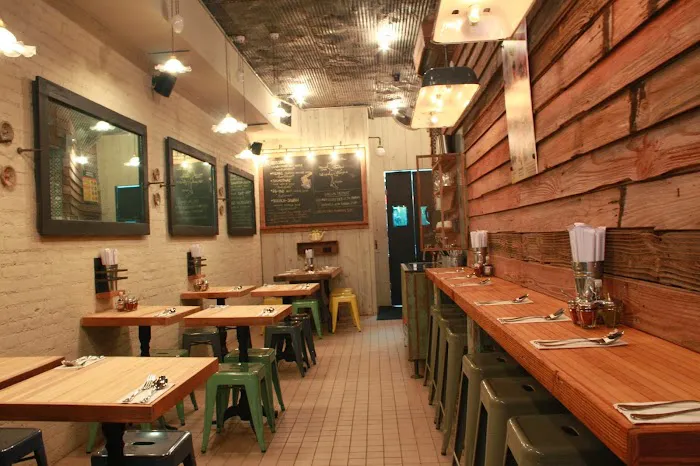 Pure Thai Cookhouse Picture 2