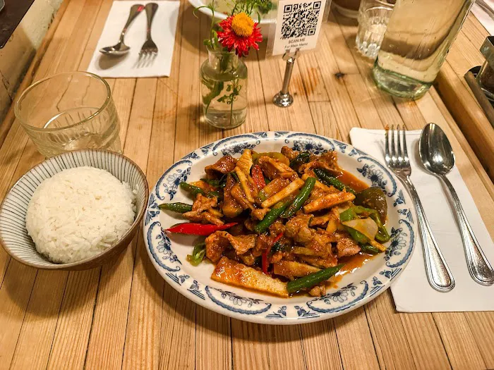 Pure Thai Cookhouse Picture 1