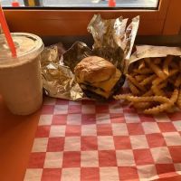 Lucky's Famous Burgers ico