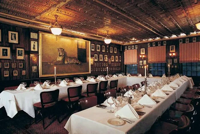 Keens Steakhouse Picture 3