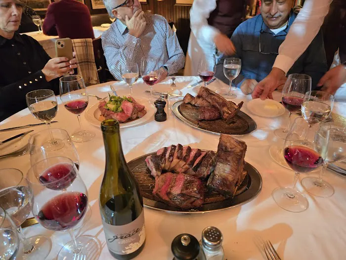 Keens Steakhouse Picture 7