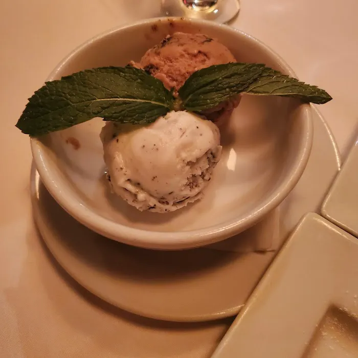 Frankie & Johnnie's Steakhouse Picture 7