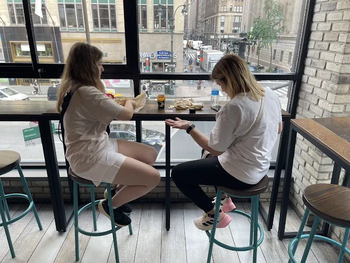 Taco Bell Cantina Picture 6