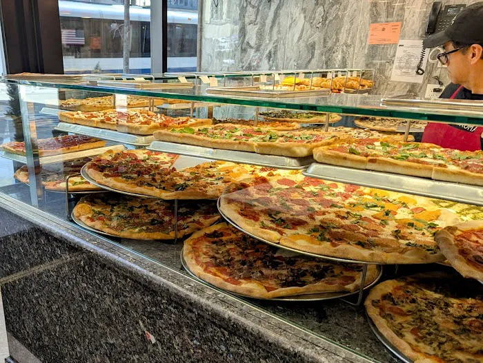 Roma Pizza & restaurant Picture 6