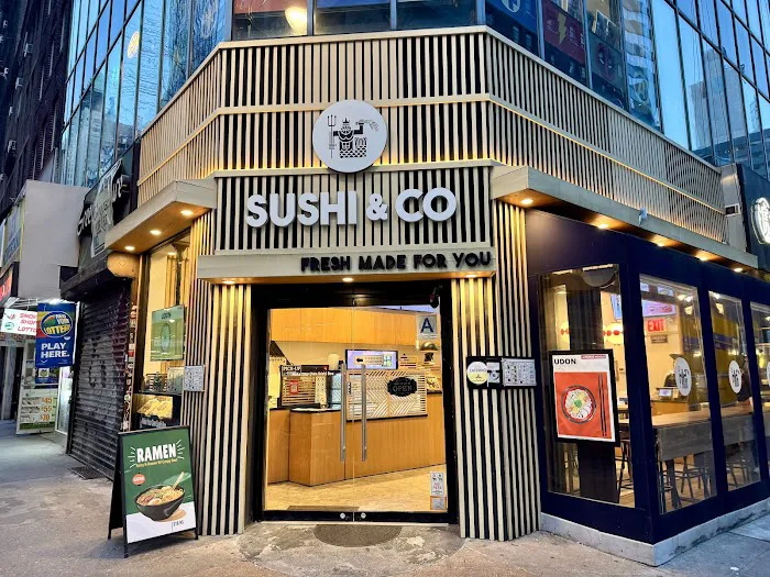 Sushi & Co Lexington Ave Picture 2