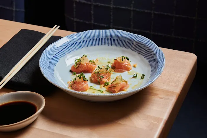 Crave Sushi Bar Picture 6