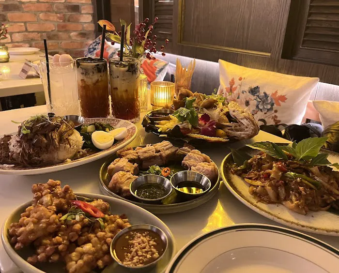 Charoen Krung Thai Picture 6