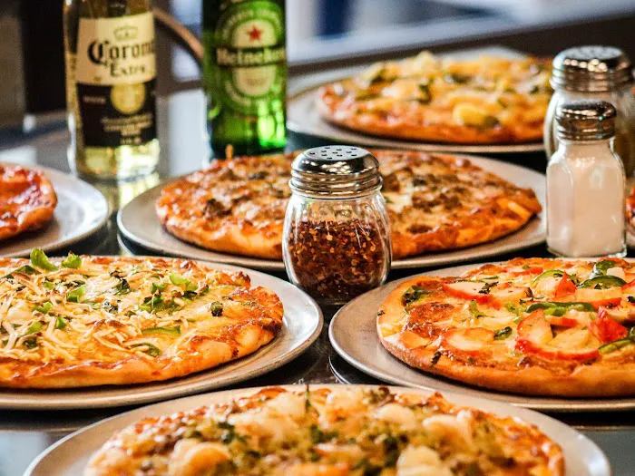 Flavors Pizza Picture 3