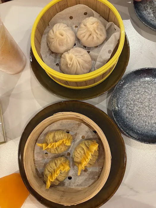Simply Noodles & Dim Sum Bryant Park Picture 9