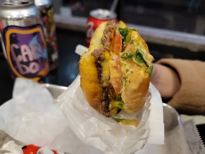 Handcraft Burgers and Brew Picture 6