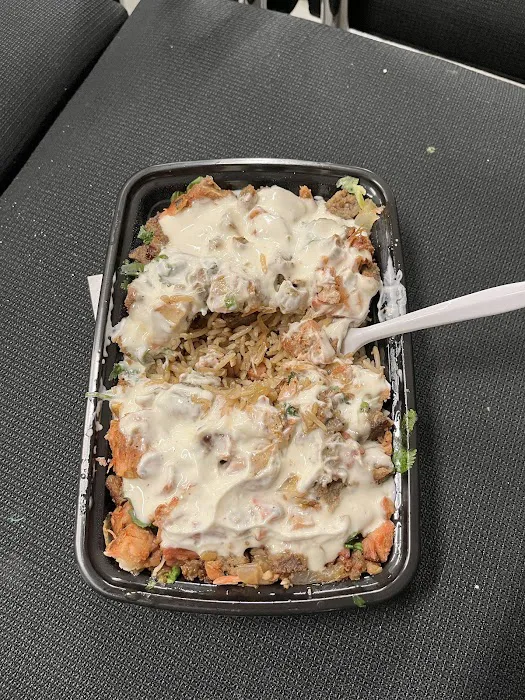Sammy’s Halal Food Picture 7