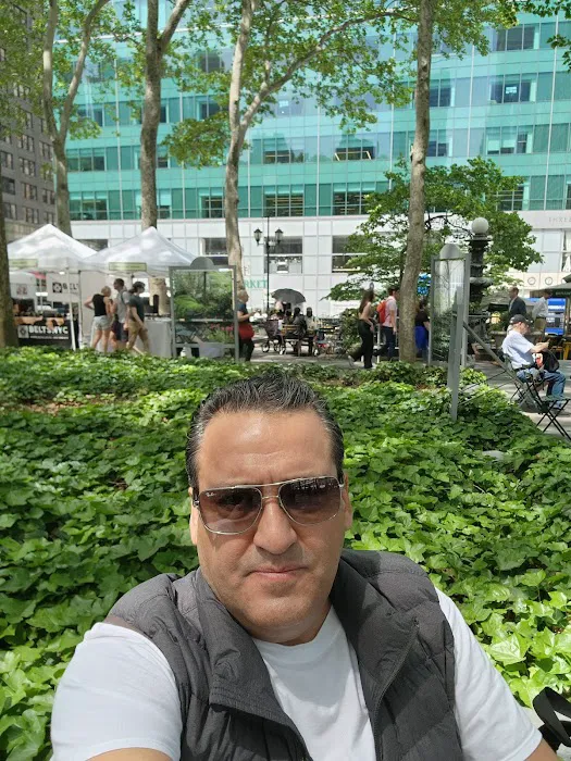 Bryant Park Bar Picture 10
