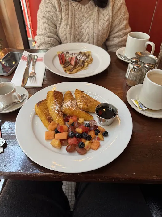 Cafe Un Deux Trois Picture 8