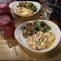 The Blue Dog Cookhouse & Bar ico