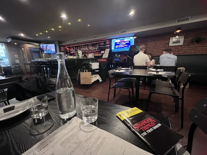 Emmy Squared Pizza: Hell's Kitchen Picture 4