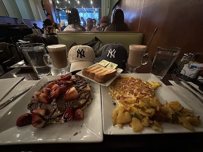 Times Square Diner & Grill Picture 4