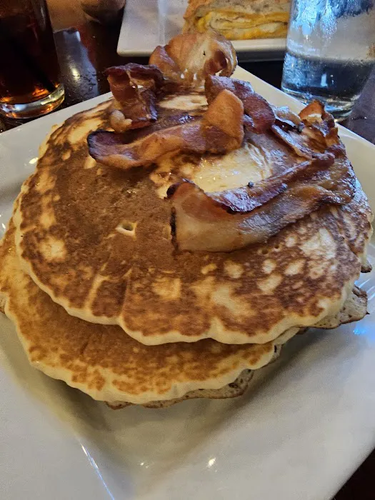 Times Square Diner & Grill Picture 9