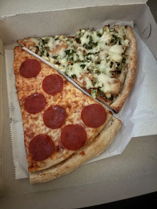 Z Grill pizzeria Picture 6