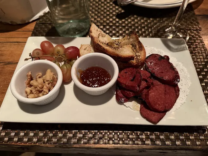 Medi Wine Bar Picture 7