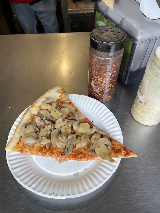 Sacco Pizza Picture 7