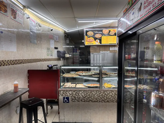 Taj Pizza Picture 2