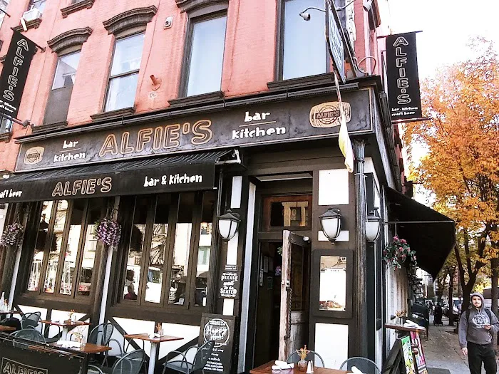 Alfie's Kitchen & Craft Beer Bar Picture 4