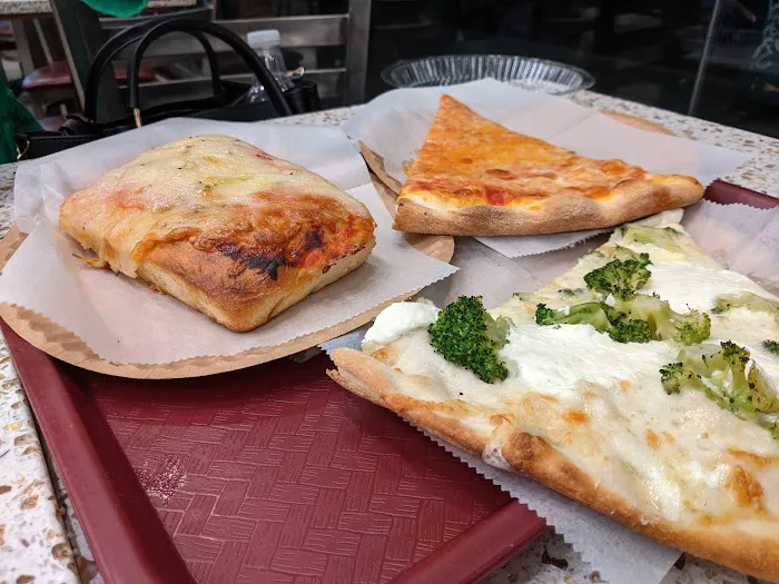 Amore Pizza Café Picture 6