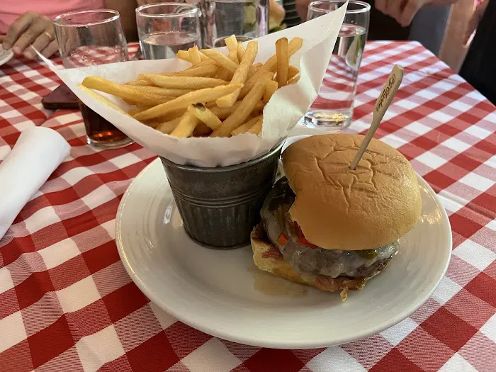 P.J. Clarke's Lincoln Square Picture 2