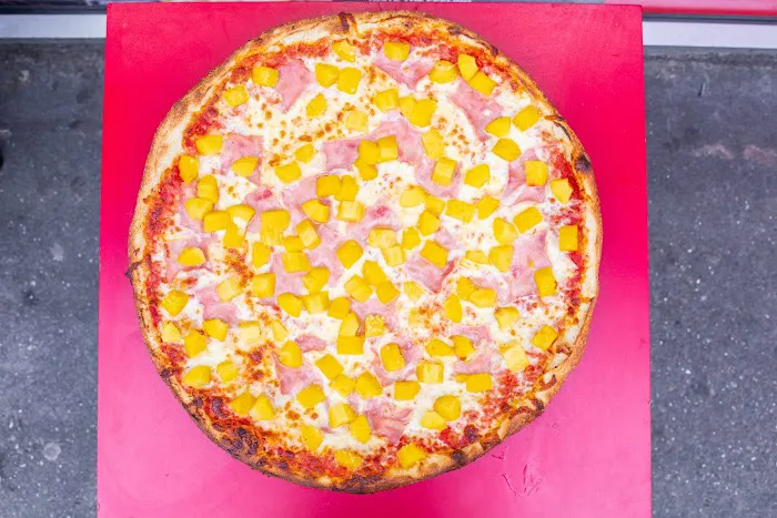 Little Italy Pizza Picture 5