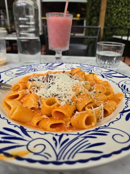 Cafe Fiorello Picture 10
