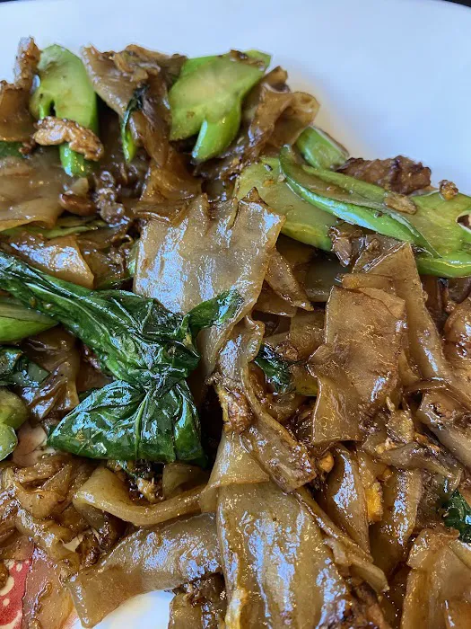 Wondee Thai Curry & Noodles Picture 5
