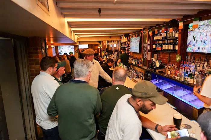 Foxy John's Bar & Kitchen Picture 3