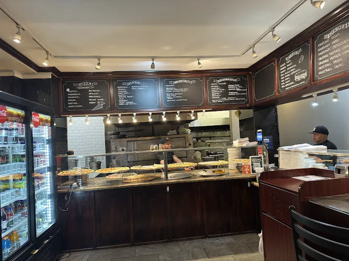 La Bellezza Pizza Picture 5