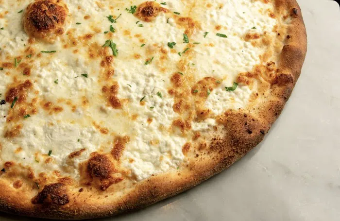 La Pizza Italia Picture 8