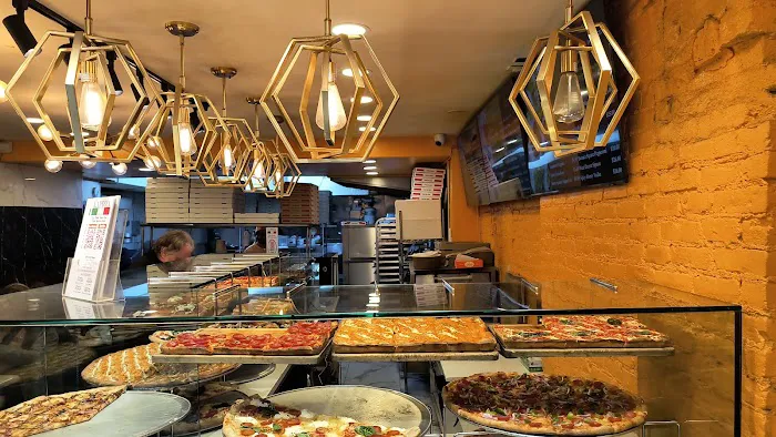 La Pizza Italia Picture 9