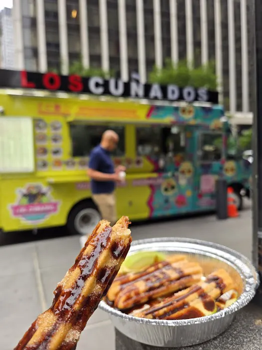 LOS CUÑADOS TAQUERIA MOVIL Picture 4