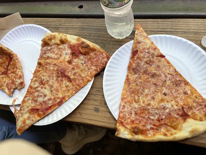 Sofia Pizza Shoppe Picture 1