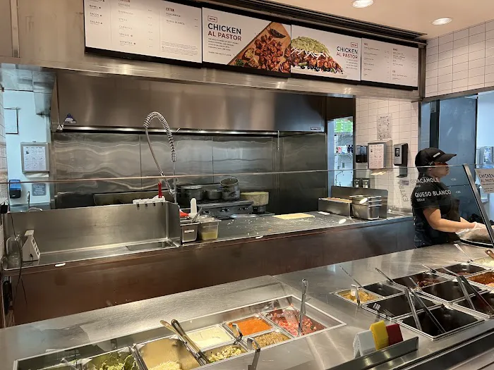 Chipotle Mexican Grill Picture 7