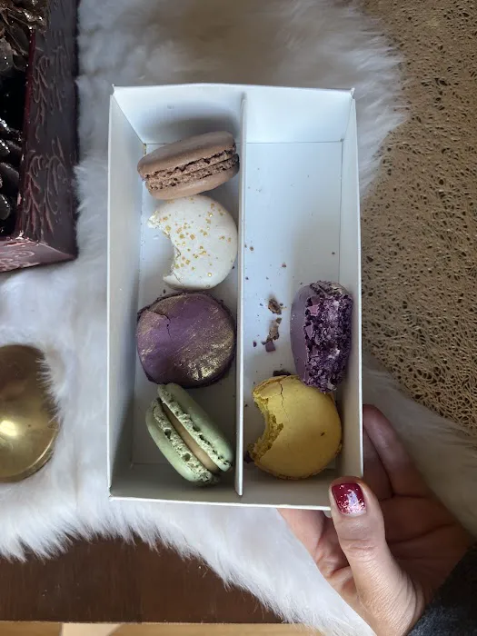 Woops! Macarons & Gifts (Bryant Park- Winter Village) Picture 7