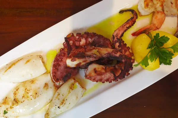 Kellari Taverna Picture 3