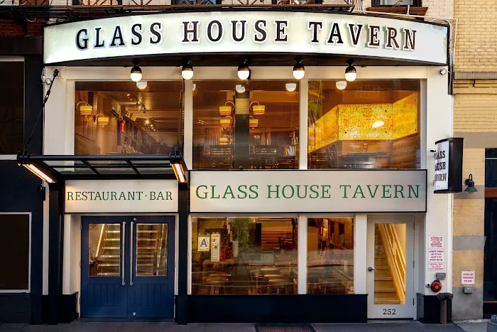 Glass House Tavern Picture 6