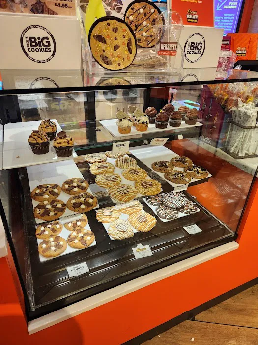 Hershey's Kitchen Picture 7
