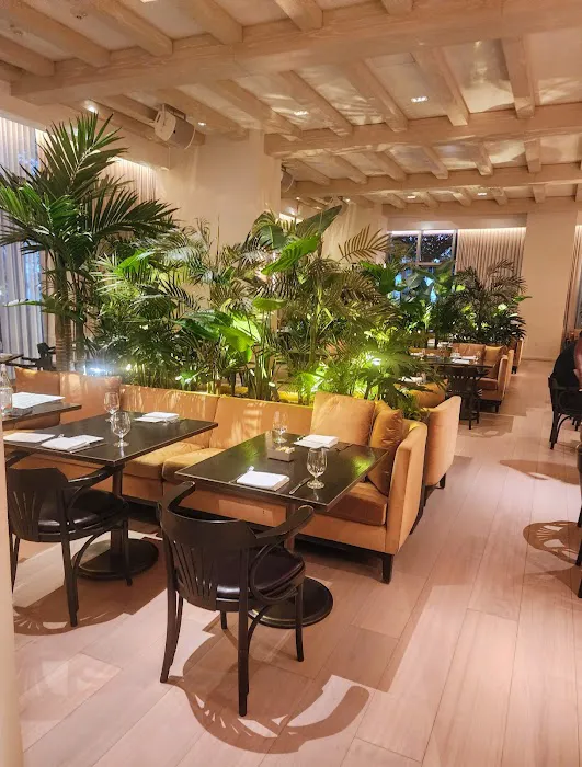 The Terrace and Outdoor Gardens at the Times Square EDITION Picture 6