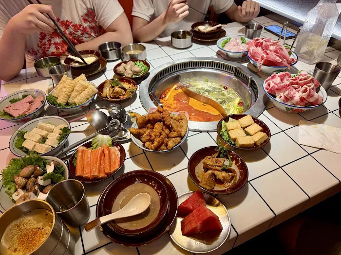 ER HOT POT - 6TH AVE 贰火锅 Picture 1