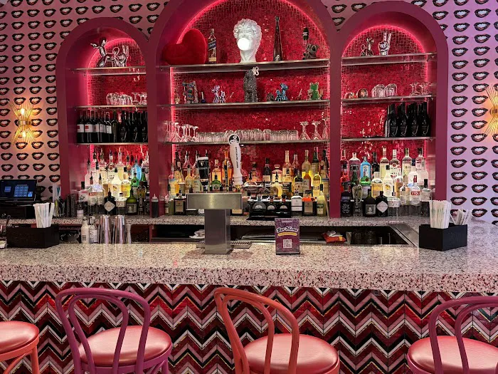 Serendipity 3 - Times Square Picture 6