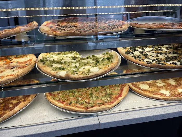 Little Italy Pizza Picture 3