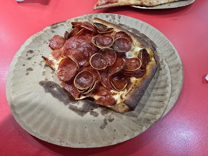 Little Italy Pizza Picture 7