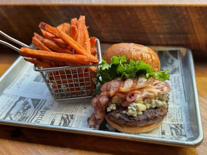 The Long Acre Tavern Picture 6