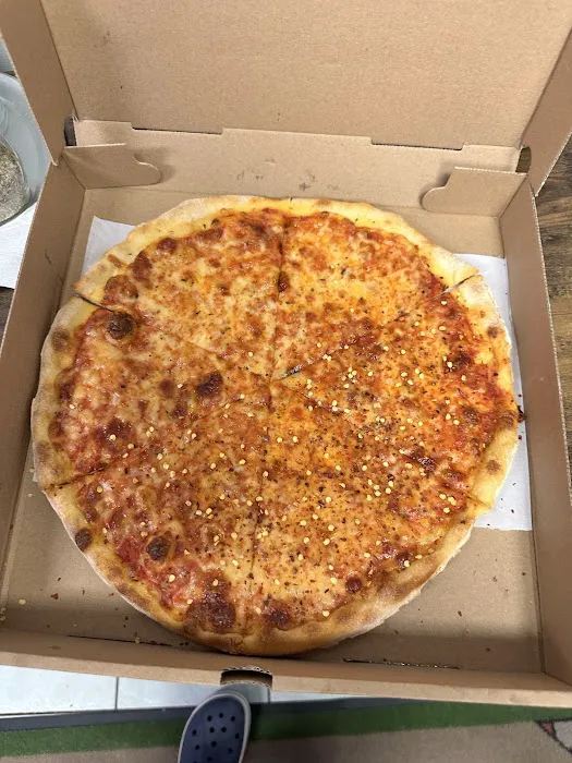 Fresh Pizza Picture 2